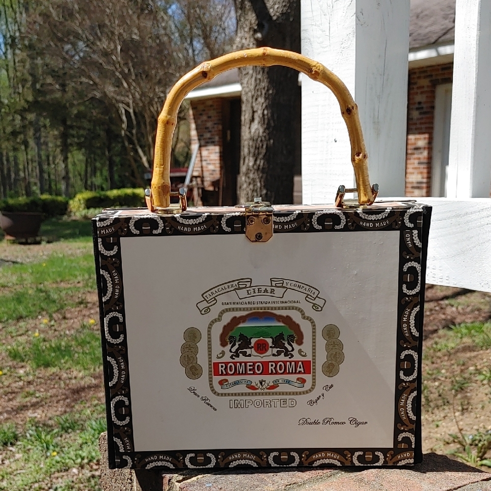 Romeo Roma Cigar Box Handbag with Bamboo Handle (1466)
